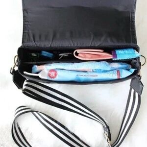 ToteSavvy Mini Crossbody Diaper Bag Changing Mat, Wipes Pocket Black NEW w Pouch